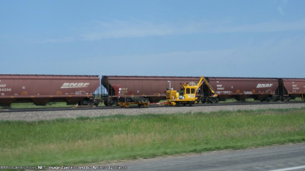 BNSF 484230, 475224, 488907 & 484960